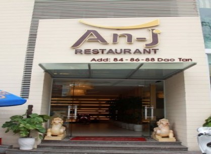 Nhà hàng An-J trên phố Đào Tấn, Ba Đình, Hà Nội